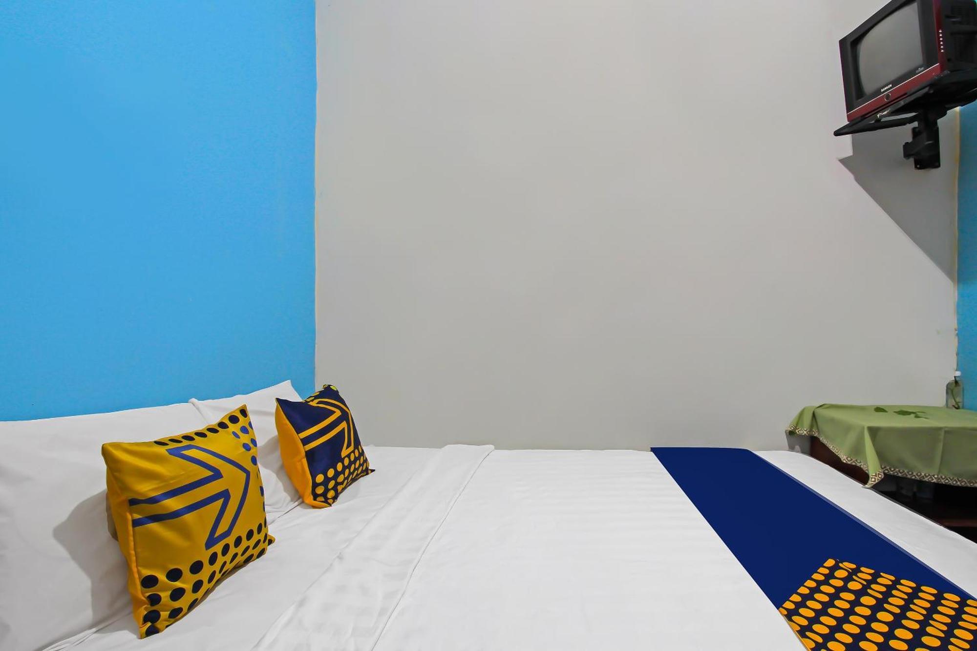 Rejeki Homestay Syariah Malioboro RedPartner Yogyakarta Bagian luar foto