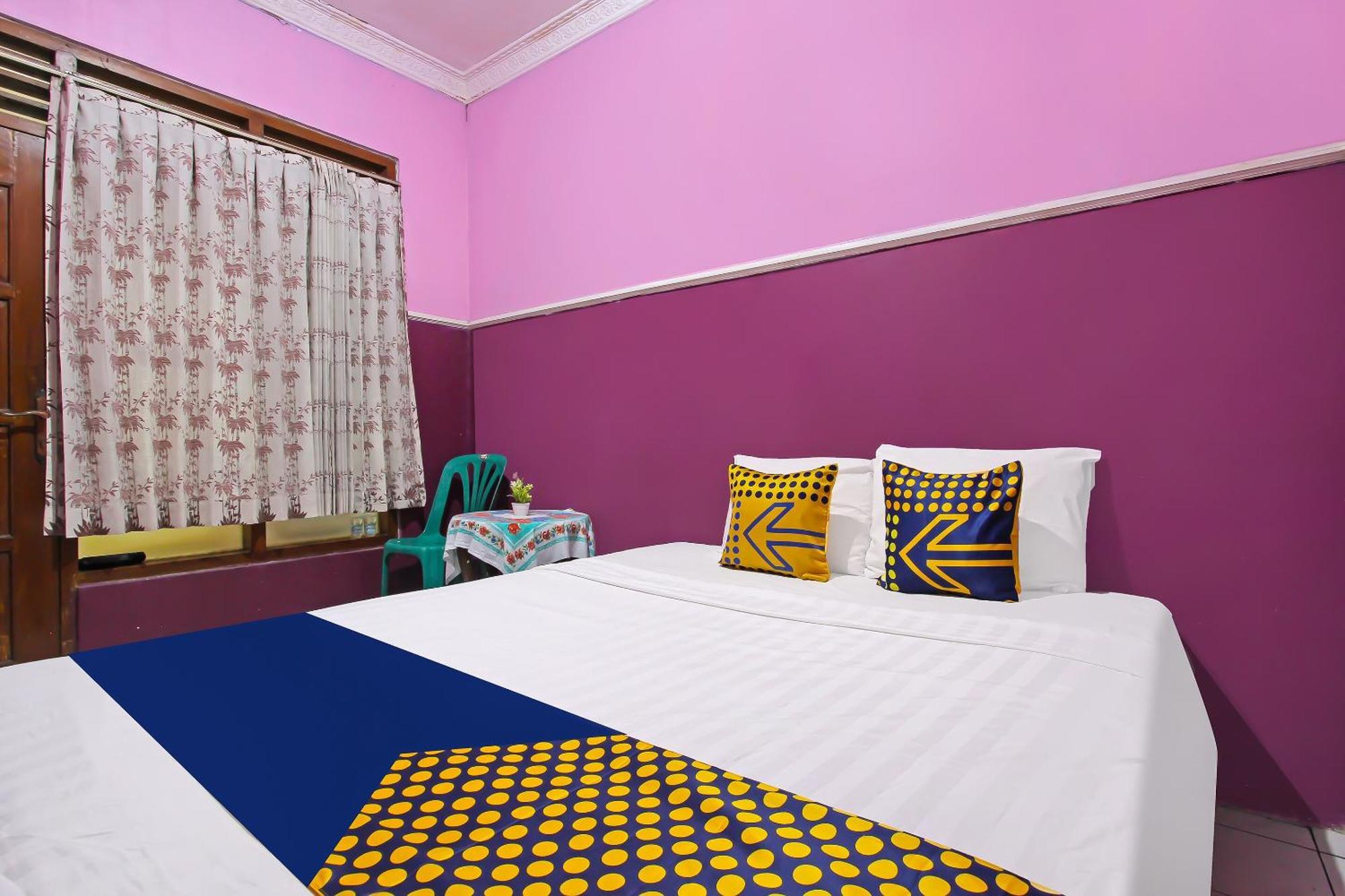 Rejeki Homestay Syariah Malioboro RedPartner Yogyakarta Bagian luar foto